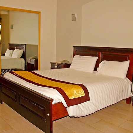 Cepha'S Inn Kabale Exteriér fotografie