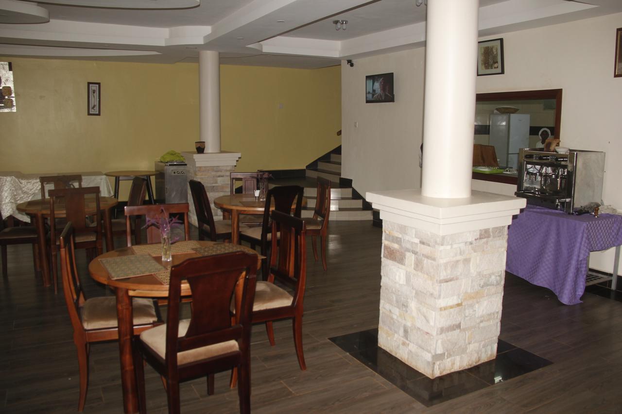 Cepha'S Inn Kabale Exteriér fotografie
