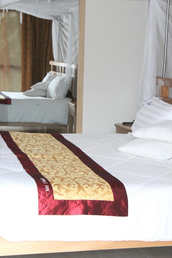 Cepha'S Inn Kabale Exteriér fotografie