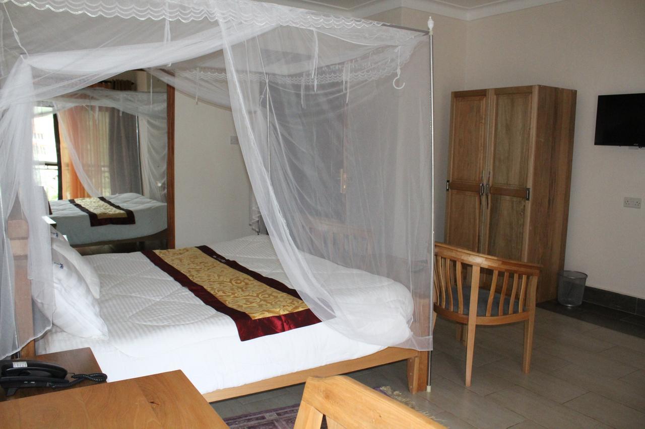 Cepha'S Inn Kabale Exteriér fotografie