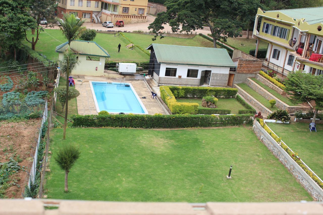 Cepha'S Inn Kabale Exteriér fotografie