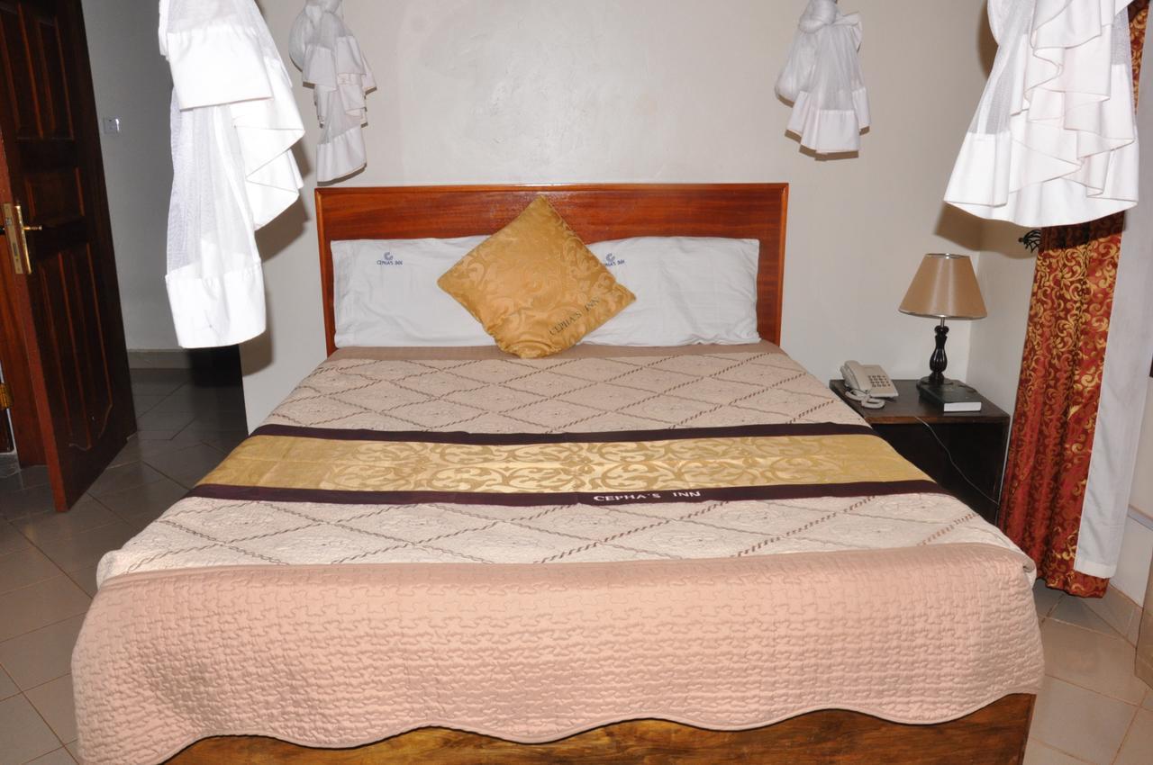 Cepha'S Inn Kabale Exteriér fotografie
