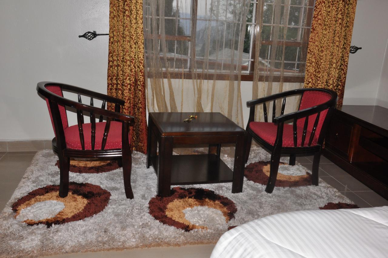 Cepha'S Inn Kabale Exteriér fotografie