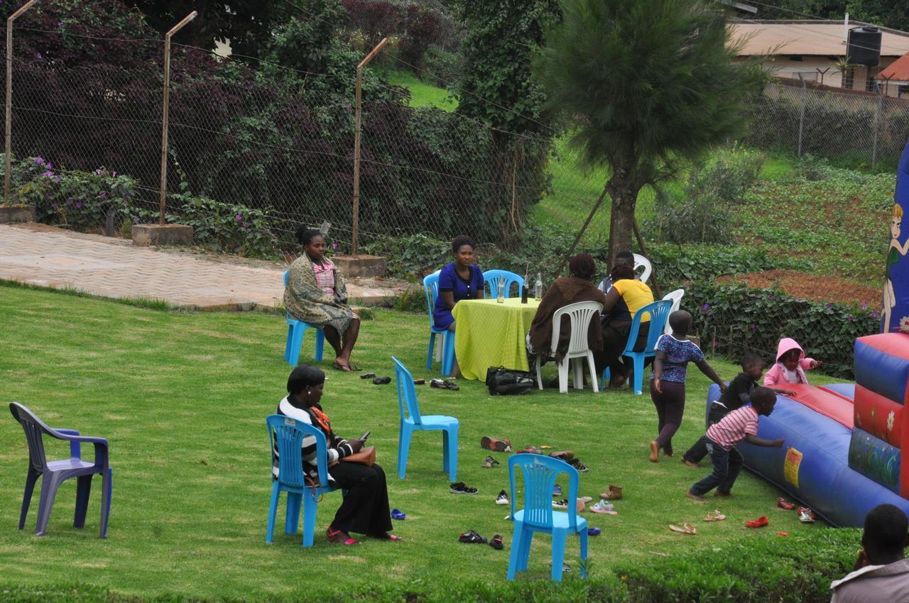 Cepha'S Inn Kabale Exteriér fotografie