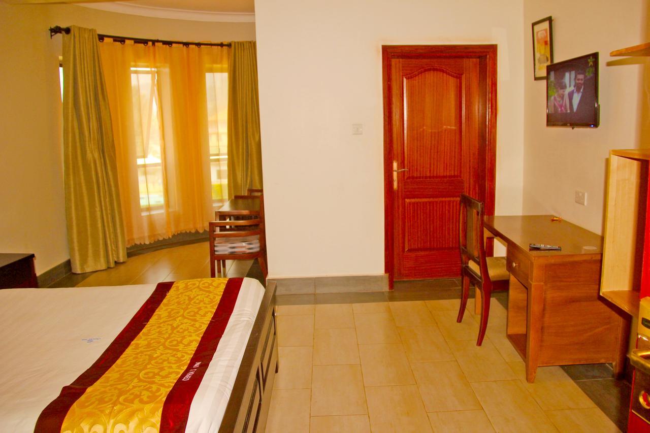 Cepha'S Inn Kabale Exteriér fotografie