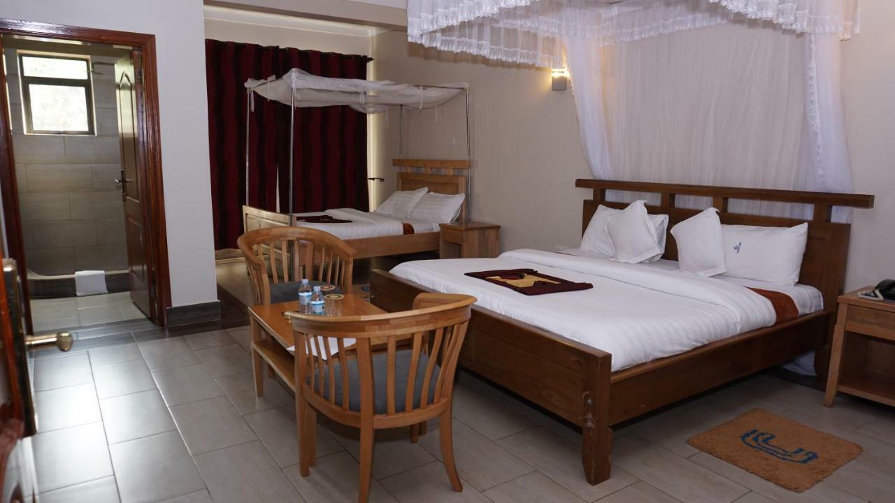 Cepha'S Inn Kabale Exteriér fotografie